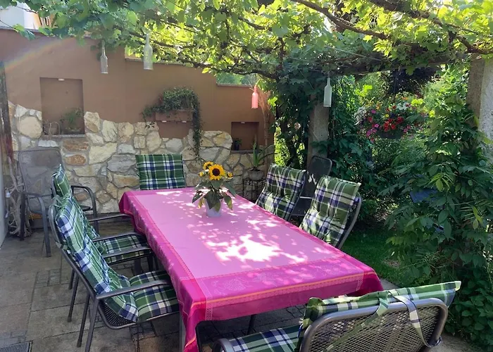 Auszeit - Mit Garten Und Bergblick Бад-Айблинг